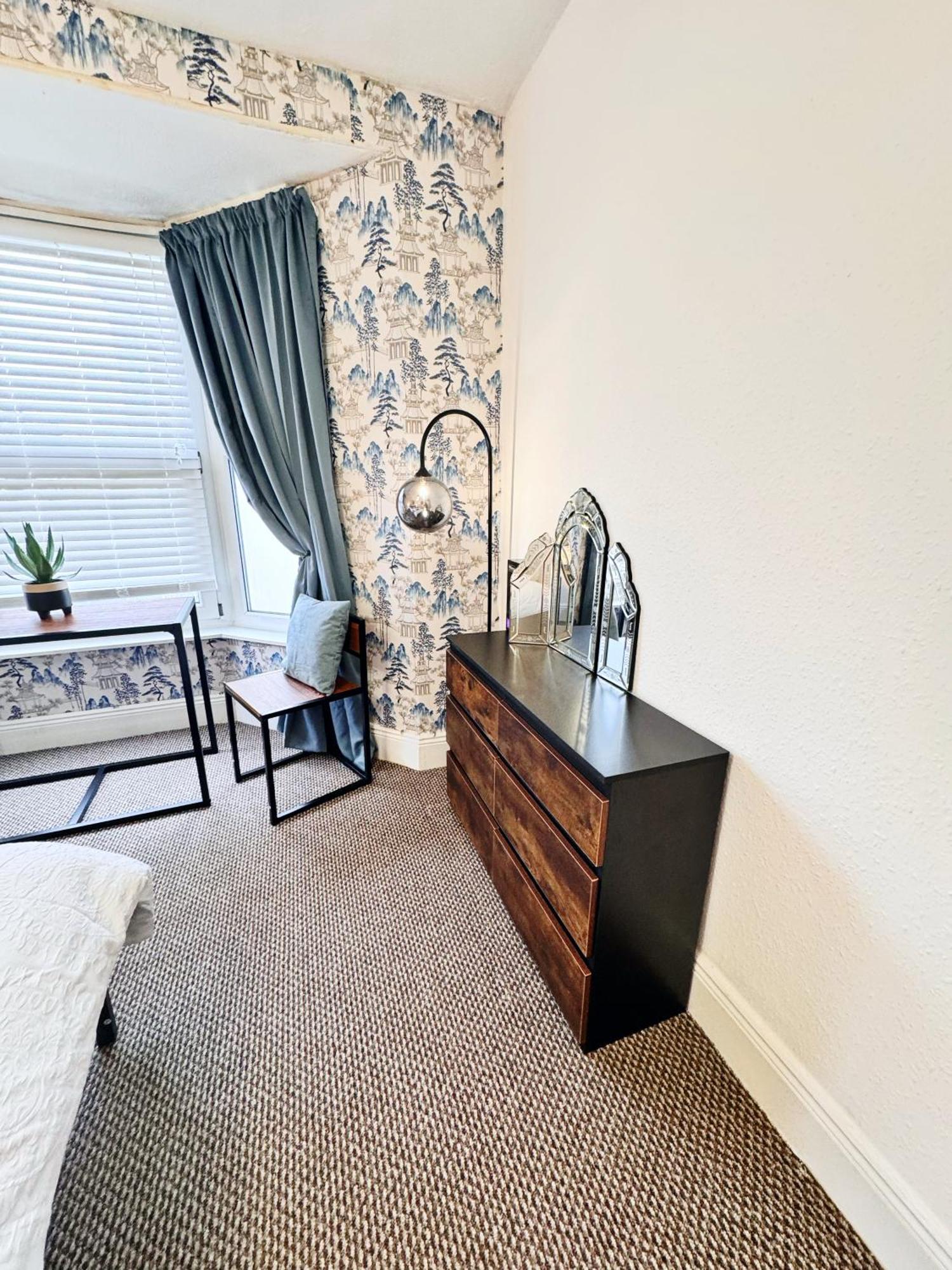 Best Deal Comfy Central & Chic 1 Bed Apartment In Plymouth Eksteriør bilde