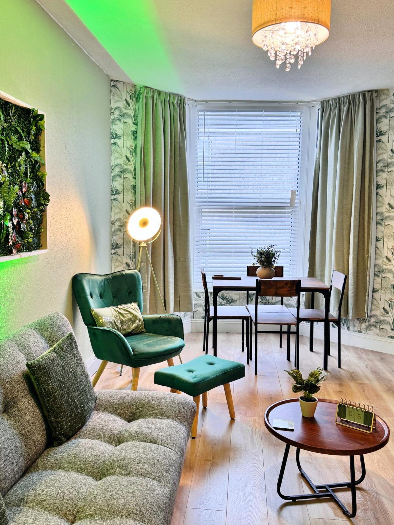 Best Deal Comfy Central & Chic 1 Bed Apartment In Plymouth Eksteriør bilde